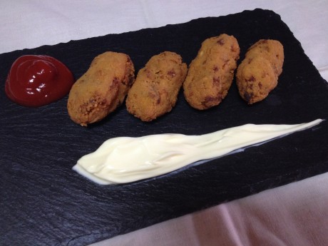 Croquetas de migas de pastor